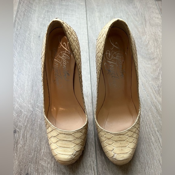Alejandro Ingelmo Python Print Heels Size 38 - Picture 4 of 14